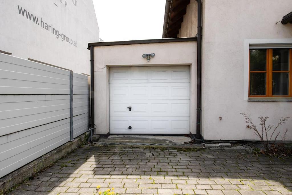 Hébergement de vacances 4-bedroom House & Large Garden Vienne